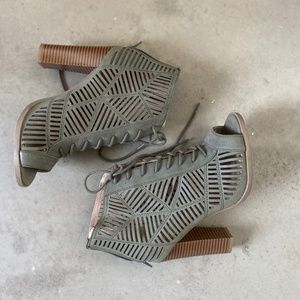 Lace up caged sandal